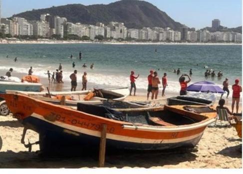 Maravilhoso Em Copacabana A 200 M Da Orla! Apartamento